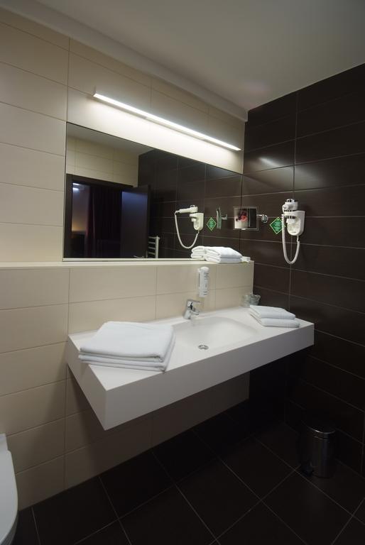 Hotel Park โดโบย ห้อง รูปภาพ